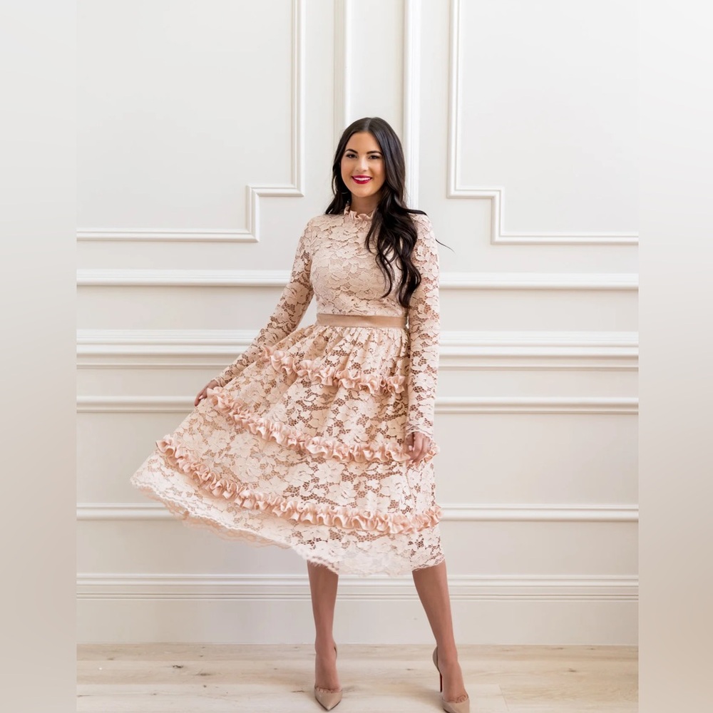 Rachel Parcell Ruffle Lace Long Sleeve Dress in Beige Almond